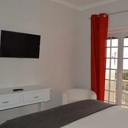 Casa Do Rochedo Hotel Ribamar (Torres Vedras)